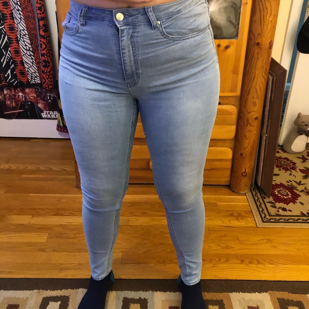 H&M light skinny jeans